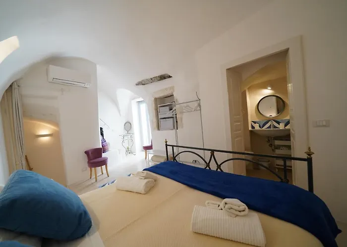 Blu Cielo Terra - Nel Cuore Della Citta' Bianca *